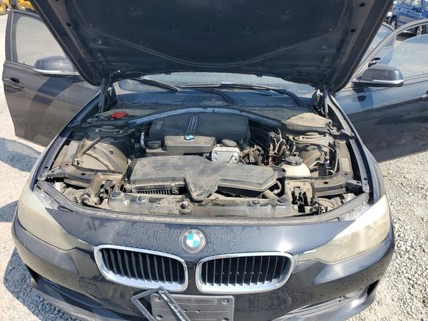 2013 BMW 320