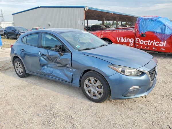 2016 MAZDA 3 SV/Base