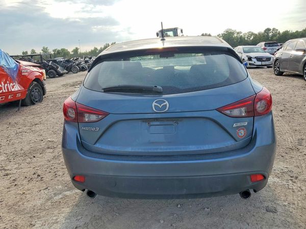 2016 MAZDA 3 SV/Base