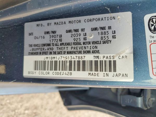 2016 MAZDA 3 SV/Base