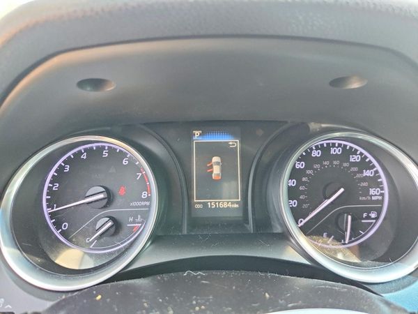 2018 TOYOTA CAMRY