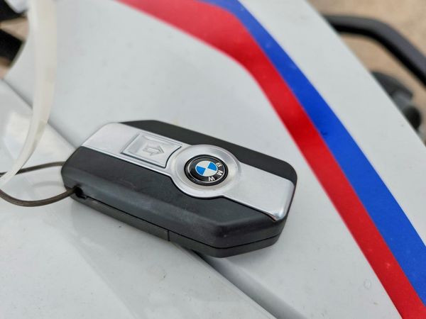 2022 BMW R 1250 — KEYF