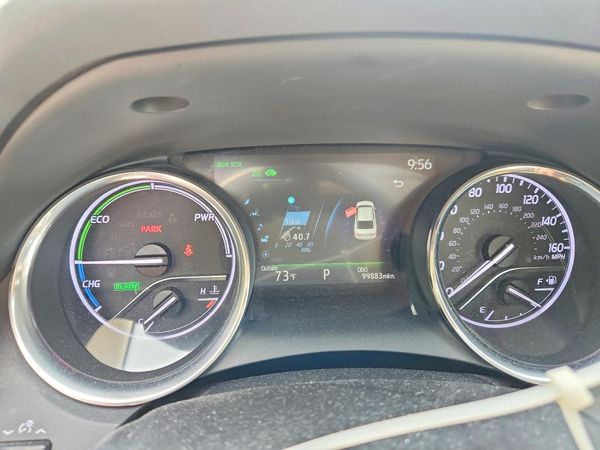 2020 TOYOTA CAMRY XLE