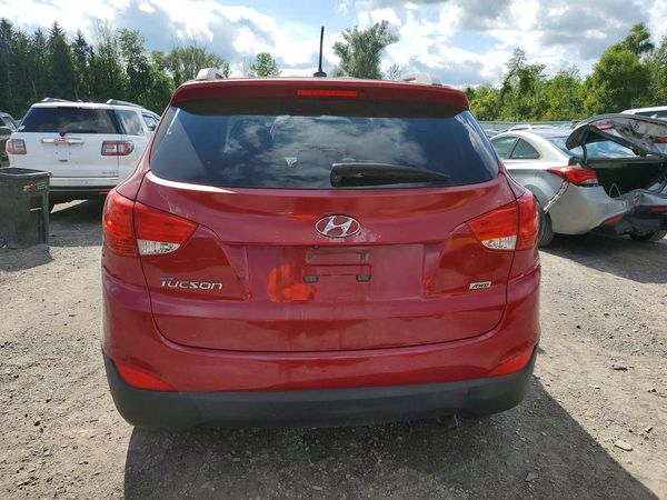 2015 HYUNDAI TUCSON GLS (Middle)