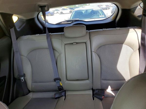 2015 HYUNDAI TUCSON GLS (Middle)