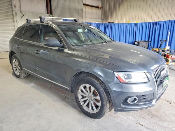 2015 AUDI Q5 Premium Plus — Passenger 3/4