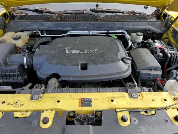 2018 CHEVROLET COLORADO Work Truck — Engine bay