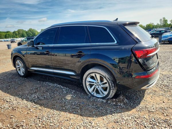 2021 AUDI Q7 quattro Premium