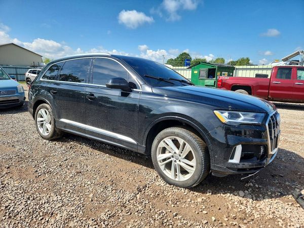 2021 AUDI Q7 quattro Premium