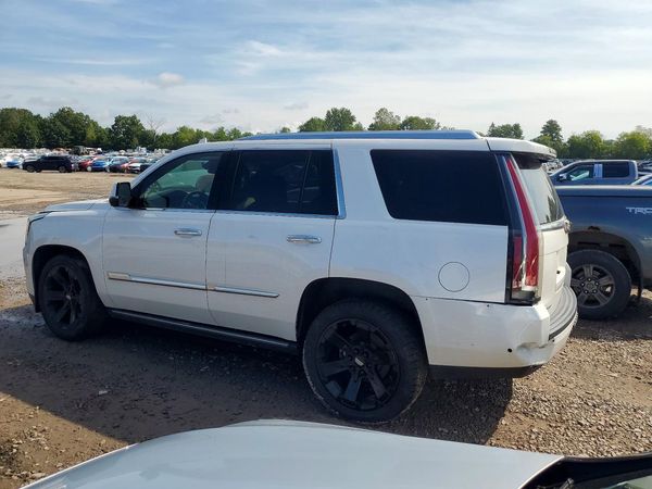2018 CADILLAC ESCALADE Platinum
