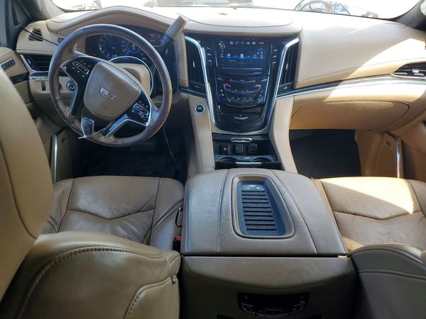 2018 CADILLAC ESCALADE Platinum