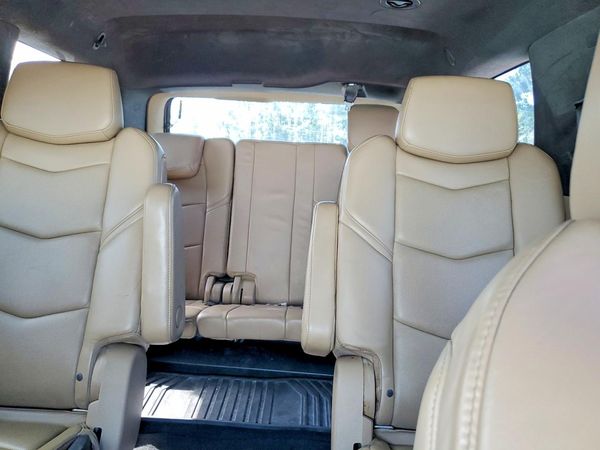 2018 CADILLAC ESCALADE Platinum