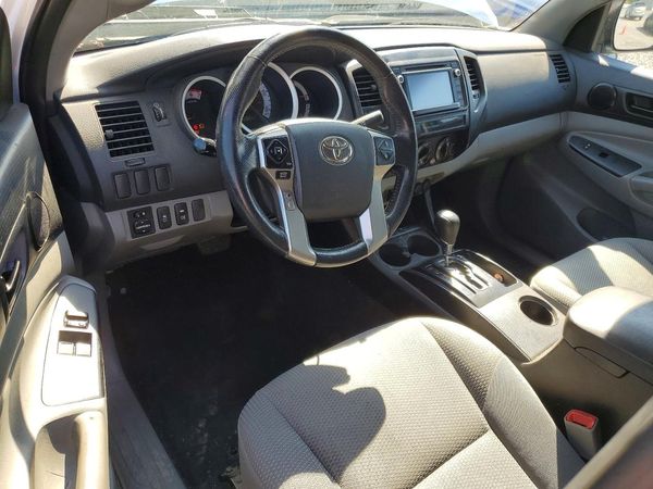2015 TOYOTA TACOMA Delux Grade