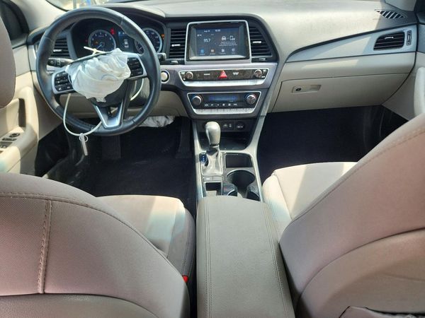 2019 HYUNDAI SONATA