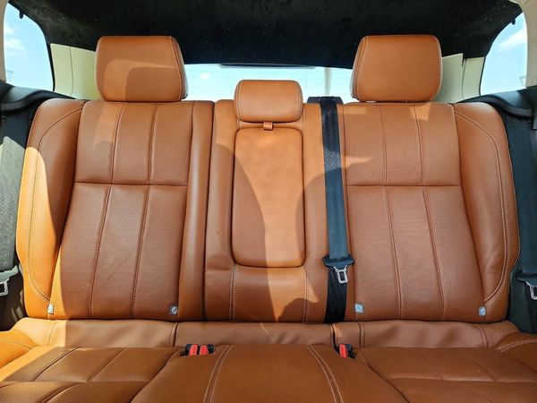 2014 LAND ROVER RANGEROVER Prestige Premium — SUVN