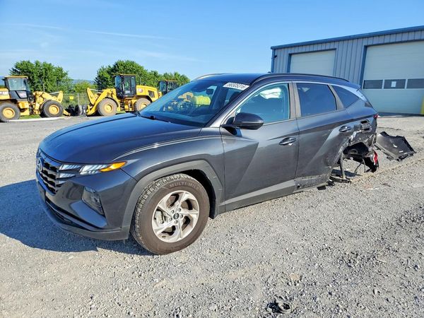 2022 HYUNDAI TUCSON