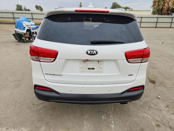 2018 KIA SORENTO L, LX