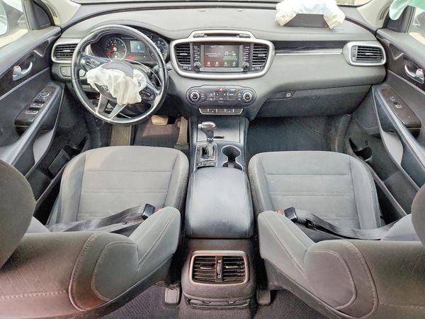 2018 KIA SORENTO L, LX