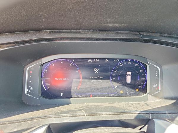2022 VOLKSWAGEN TAOS 4Motion SEL