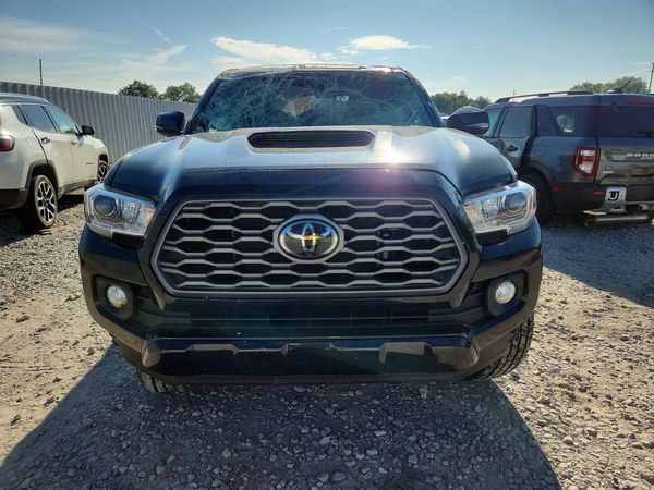 2021 TOYOTA TACOMA SR5