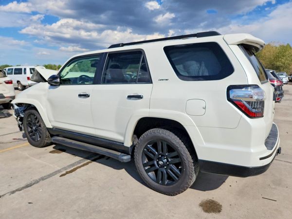 2020 TOYOTA 4RUNNER Base Grade