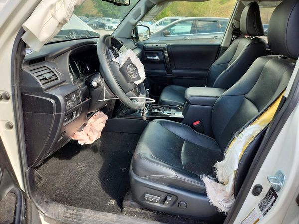 2020 TOYOTA 4RUNNER Base Grade
