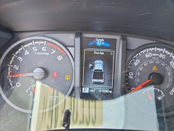 2023 TOYOTA TACOMA SR5