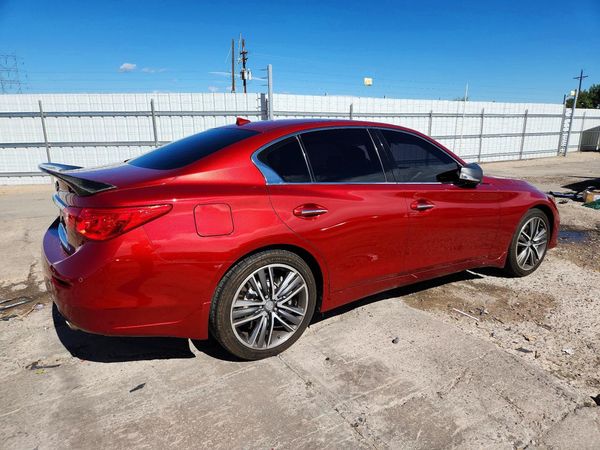 2016 INFINITI Q50