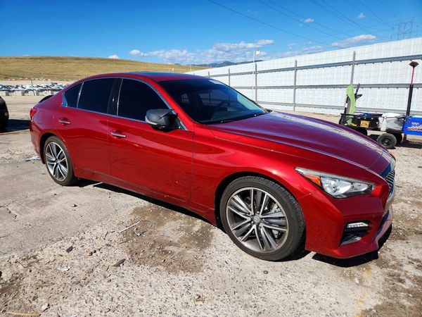 2016 INFINITI Q50