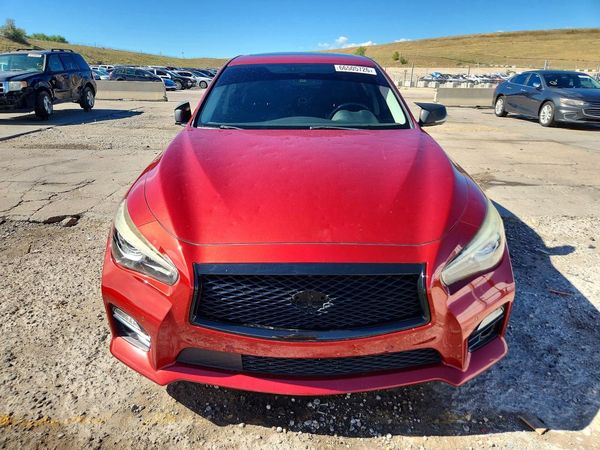2016 INFINITI Q50