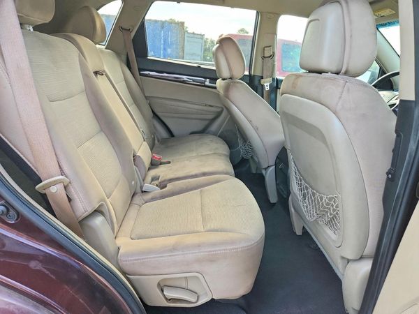 2014 KIA SORENTO Base/ LX
