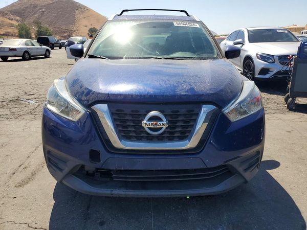 2018 NISSAN KICKS