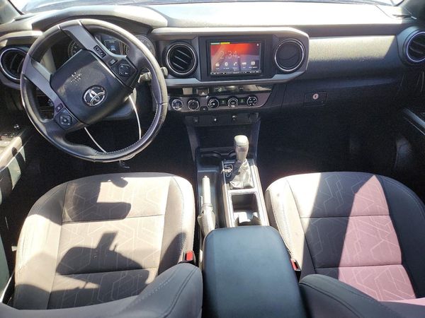 2017 TOYOTA TACOMA