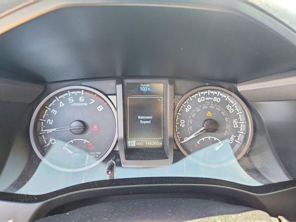 2017 TOYOTA TACOMA