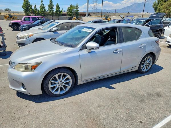 2013 LEXUS CT