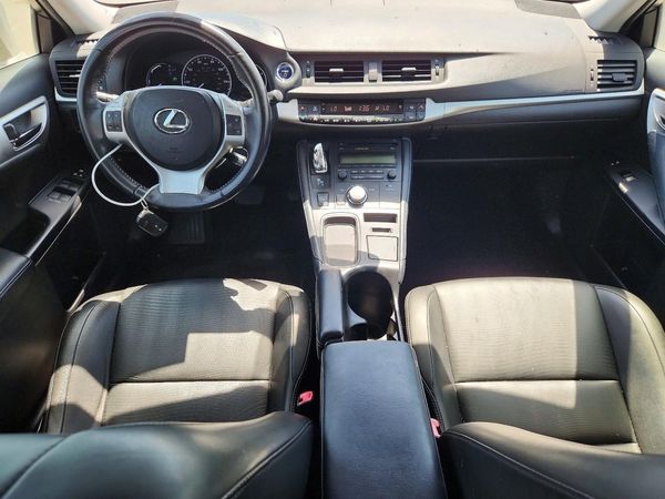 2013 LEXUS CT 200h