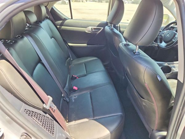 2013 LEXUS CT 200h