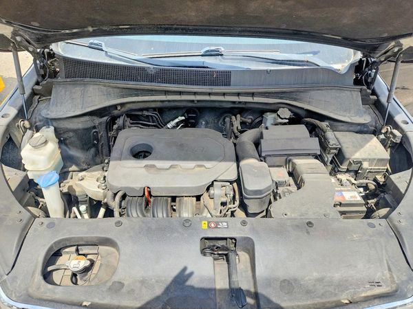 2016 KIA SORENTO L / LX