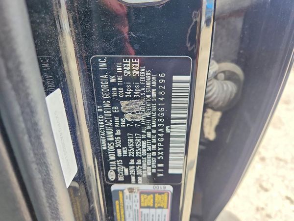 2016 KIA SORENTO L / LX