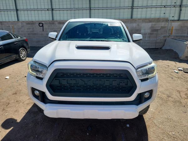 2016 TOYOTA TACOMA