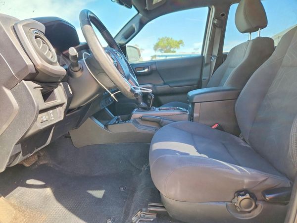 2016 TOYOTA TACOMA