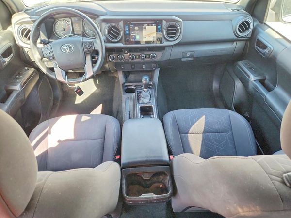 2016 TOYOTA TACOMA