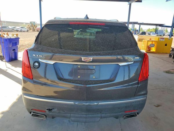 2017 CADILLAC XT5 Luxury