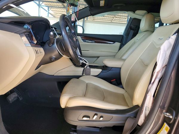 2017 CADILLAC XT5 Luxury