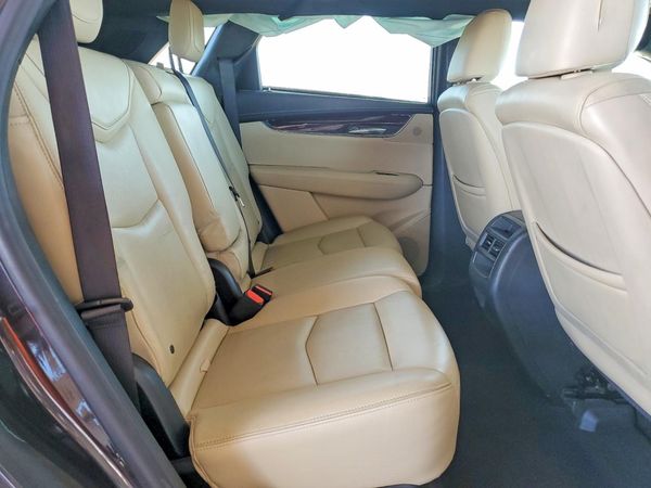 2017 CADILLAC XT5 Luxury