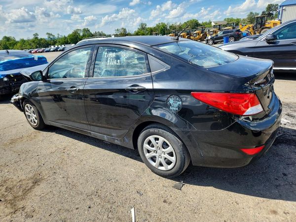 2013 HYUNDAI ACCENT GLS, GS