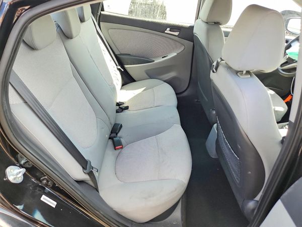 2013 HYUNDAI ACCENT GLS, GS