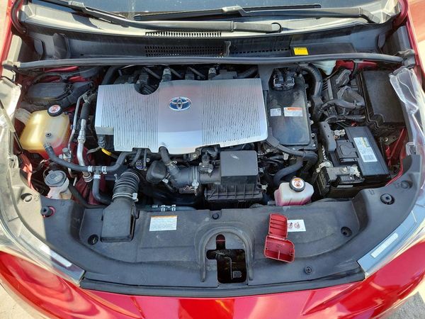 2017 TOYOTA PRIUS