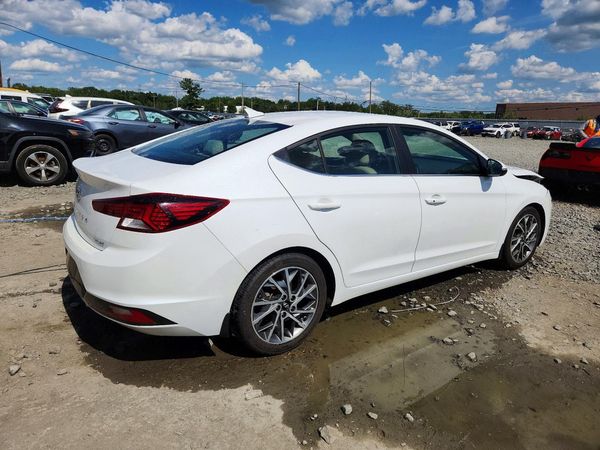 2020 HYUNDAI ELANTRA