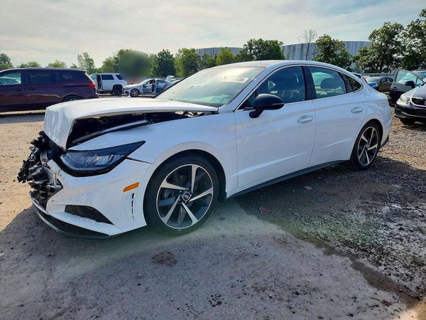 2023 HYUNDAI SONATA